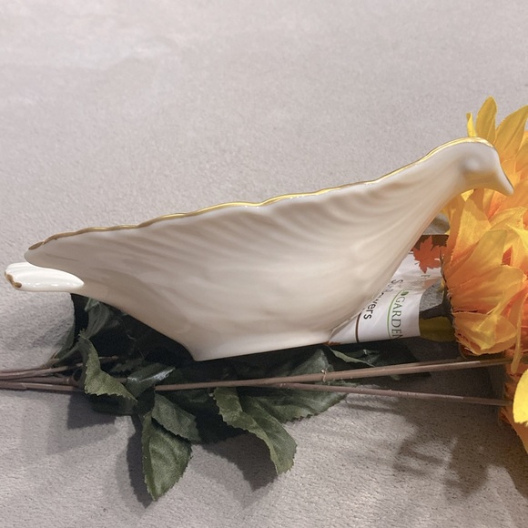 Vintage Lenox Dove Bird Candy Dish Cute Off White Open Ivory Bowl With Gold Trim - Picture 7 of 9